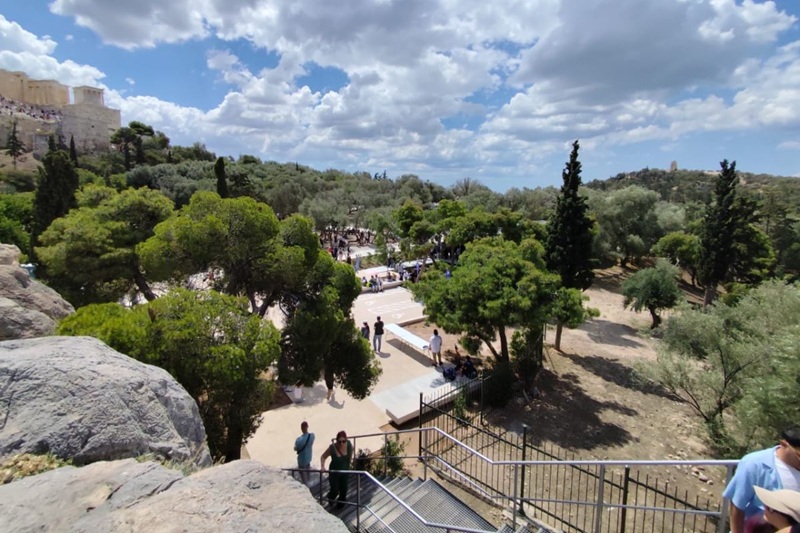 Acropolis_New-paths-1.jpg