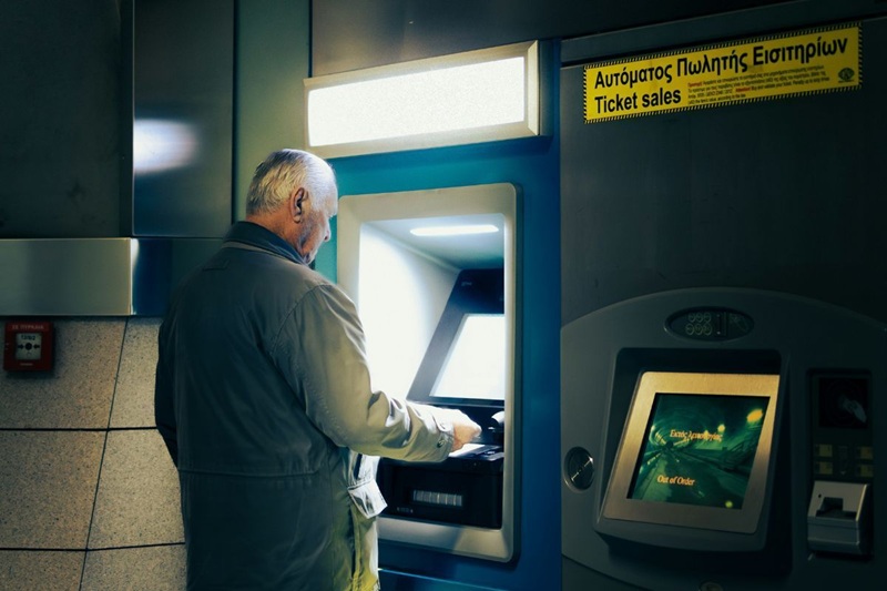 bank-atm-1.jpg
