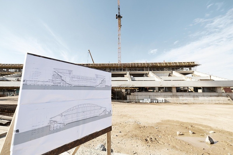 Die Bauarbeiten am neuen 40.000-Plätze-Stadion von Panathinaikos im Athener Stadtteil Votanikos, einem Vorzeigeprojekt des umfassenden Stadterneuerungsplans der Stadt, schreiten voran; die Fertigstellung ist für Mai 2027 geplant. Bildquelle: Panathinaikos FC