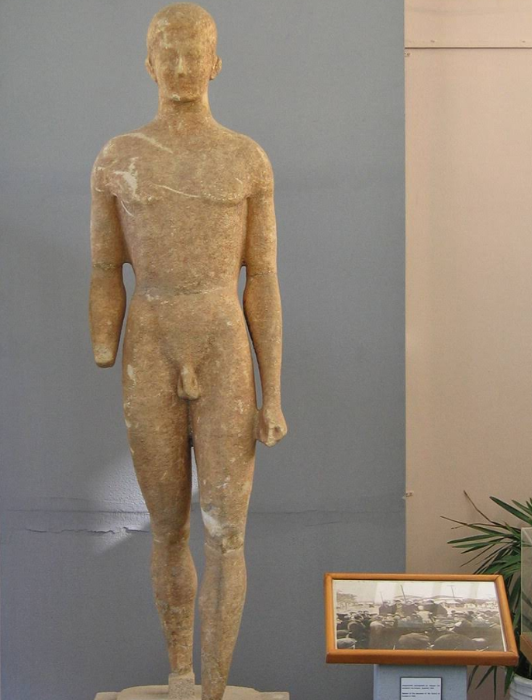 Kouros-Statue